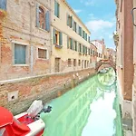 Dolcevita Apartments N 181